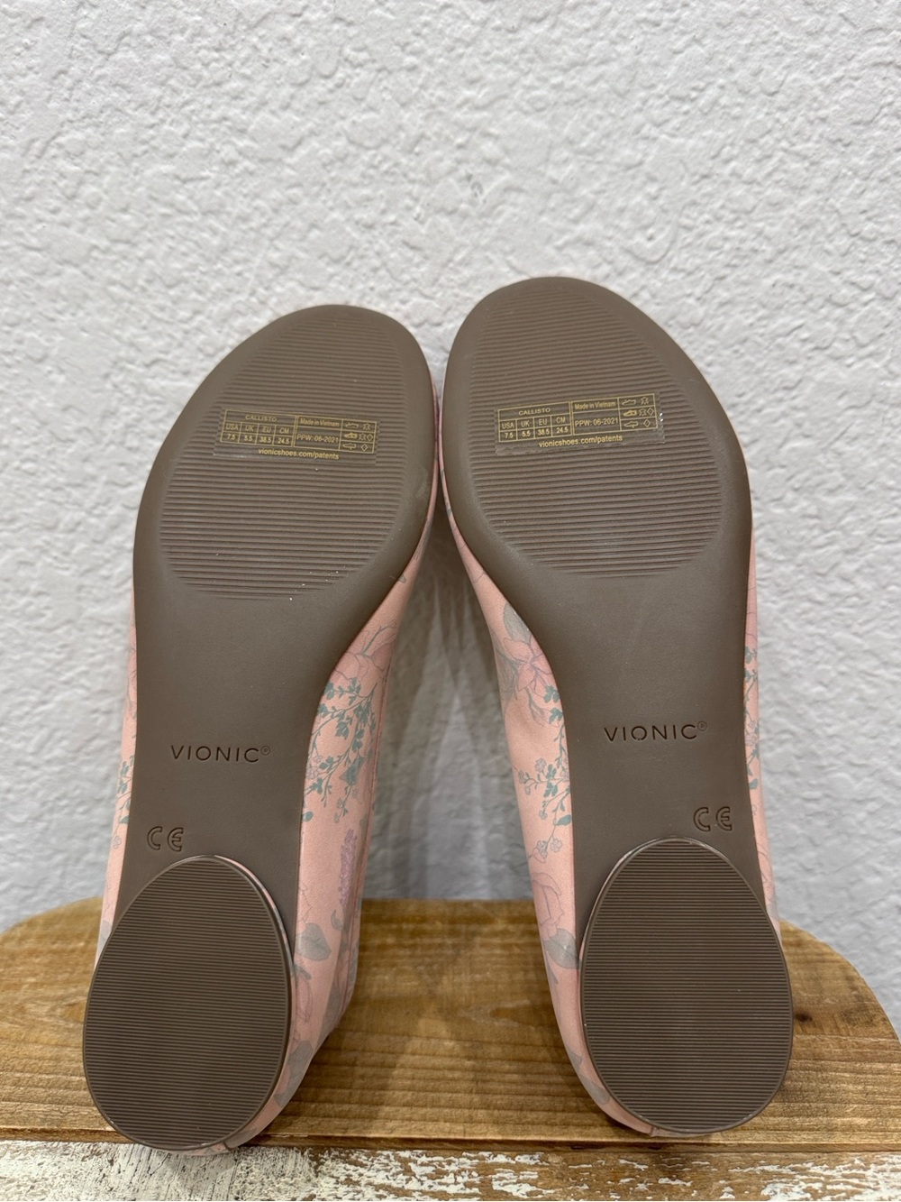 Vionic Callisto Floral Ballet Flats Size 7.5 NEW - Picture 6 of 8